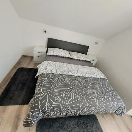Apartman Nelly Spalato Esterno foto